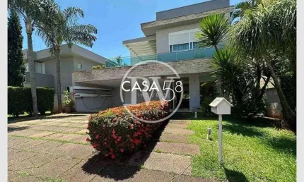 Sobrado à venda sendo 4 quartos, 4 suites,  Jardins Atenas, Goiânia, GO