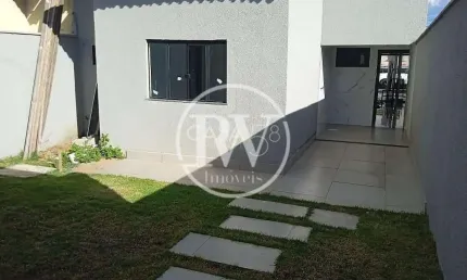 Casa Ampla com Sala Comercial – 3 Quartos + Espaço para Negócio – 170m²