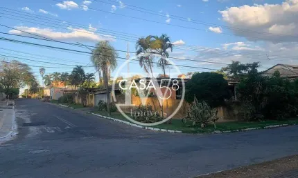 Casa à venda, Setor Jaó, Em frente ao Parque Beija Flor