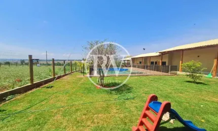 Casa em Condomínio Fechado à Venda – 6 Suítes – 430 m² Construídos – 1.500 m²