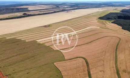 Fazenda à Venda Próxima a São João d’Aliança – GO | 2.400 Hectares
