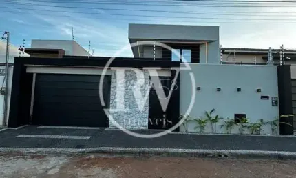 Casa de Alto Padrão à Venda no Parque Brasília 3 Suítes, Piscina Aquecida, 165m²