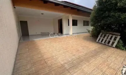 Casa ampla à venda – 3/4 com suíte, piscina e escritório – 420m² de terreno
