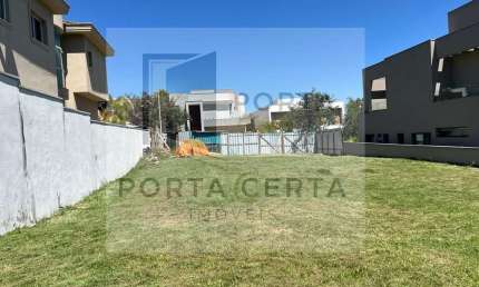 Terreno à venda na Alameda das Bauhínias, Tamboré, Santana de Parnaíba