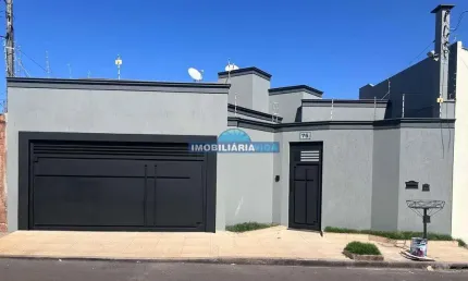 Casa em condomínio fechado com 3 quartos à venda no Ipanema, Araçatuba  por R$ 695.000