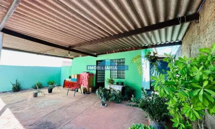 Casa com 2 quartos à venda no Centro, Araçatuba  por R$ 110.000