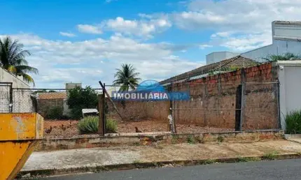 Terreno à venda no Ipanema, Araçatuba  por R$ 160.000