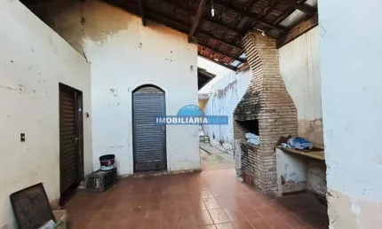 Casa com 2 quartos à venda no Conjunto Habitacional Taane Andraus, Araçatuba  por R$ 150.000