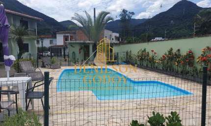 Sobrado em Condomínio à Venda – Martim de Sá, Caraguatatuba/SP.