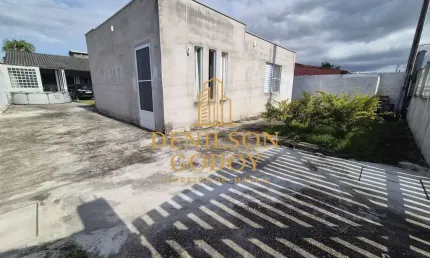 Duas Casas Térreas na Praia das Palmeiras – Excelente Oportunidade em Carag