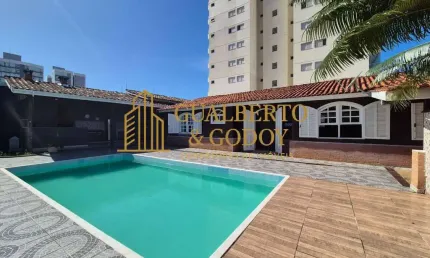 casa 3 Demeritórios à venda no bairro Indaiá, Bairro nobre de Caraguatatuba