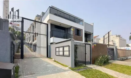 Sobrado à venda, 127 m² por R$ 748.000,00 - Guabirotuba - Curitiba/PR