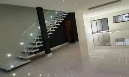 Sobrado com 3 dormitórios à venda, 140 m² por R$ 1.500.000,00 - Barro Preto - São José dos Pinhais/PR
