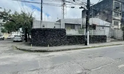 Casa comercial com 6 salas à venda no Ilha do Retiro, Recife 