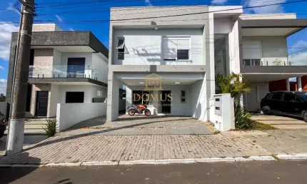 Casa em condomínio fechado com 3 quartos à venda na Avenida Arroio Feijó, 2425, Mário Quintana, Porto Alegre por R$ 820.000