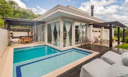 Casa em condomínio fechado com 3 quartos à venda na Avenida Senador Salgado Filho, 8500, São Lucas, Viamão por R$ 2.680.000