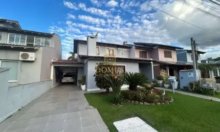 Casa em condomínio fechado com 4 quartos à venda na Avenida Senador Salgado Filho, 6614, São Lucas, Viamão por R$ 730.000