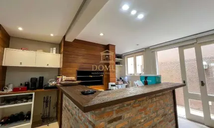 Casa em condomínio fechado com 3 quartos à venda na Rua Conde da Figueira, 458, Vila Jardim, Porto Alegre por R$ 900.000