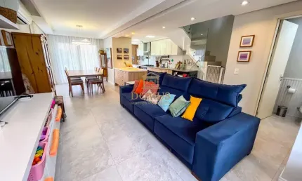 Casa em condomínio fechado com 3 quartos à venda na Rua Madre Clara, 1200, Mário Quintana, Porto Alegre por R$ 990.000