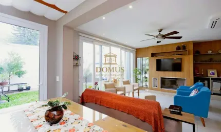 Casa em condomínio fechado com 3 quartos à venda na Avenida Clemenciano Barnasque, 121, Teresópolis, Porto Alegre por R$ 1.490.000
