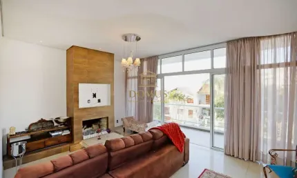 Casa com 3 quartos à venda na Rua Pedro Carneiro Pereira, 85, Teresópolis, Porto Alegre por R$ 1.240.000