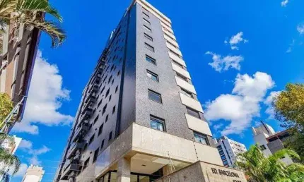 Apartamento com 3 quartos à venda na Rua Dona Eugênia, 1207, Santa Cecília, Porto Alegre por R$ 2.000.000