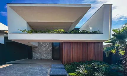 Casa terrea com tres suites + escritório em Alphaville