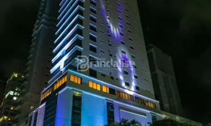 Apartamento com 3 dormitórios à venda sendo 3 suítes, 137 m² por - r$ 2.550.000,00 - meia praia - itapema/sc, Meia Praia, Itapema - SC