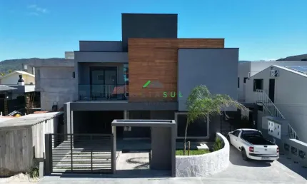 Casa com 3 quartos à venda na Centro, 549, Centro, Garopaba