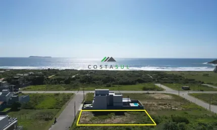 Terreno à venda na Praia da Gamboa - ideal para seu projeto à Beira-Mar.