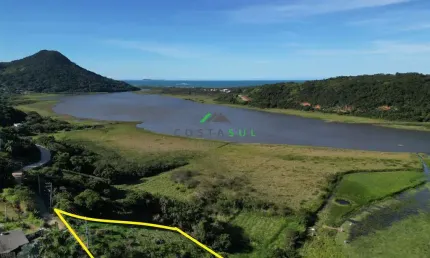 Terreno com vista panorâmica para a lagoa do macacú – garopaba/sc