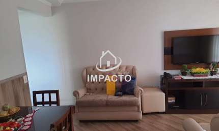 Apartamento à venda com 2 dormitórios e 2 vagas de garagem