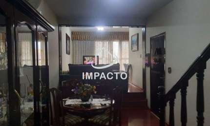 Sobrado com 2 dormitórios, vaga de garagem e varanda gourmet à venda