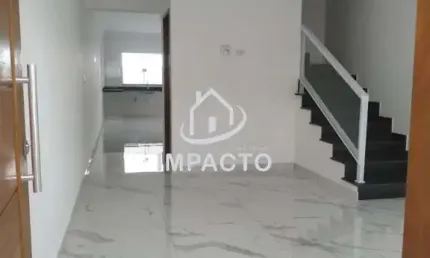 Sobrado frontal com 3 dormitórios e 3 vagas de garagem á venda
