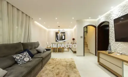 Sobrado reformado e edícula com 3 vagas, 4 dormitórios, espaço gourmet, e 246m²