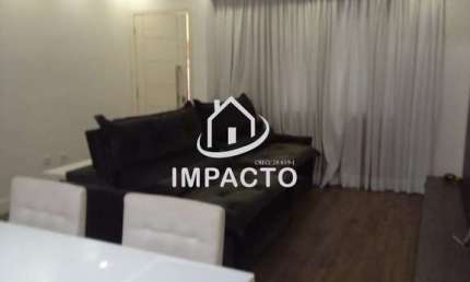 Sobrado em condomínio à venda com 162m², 3 suítes e 4 vagas
