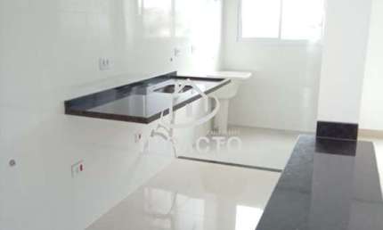 Apartamento novo com 2 dormitórios, área, quintal com área para churrasqueira e vaga de garagem