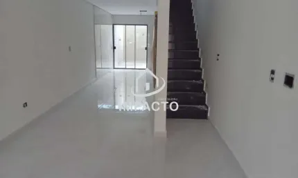 Sobrado novo com 118m², 3 dormitórios sendo 1 suíte com varanda, quintal gourmet e 2 vagas