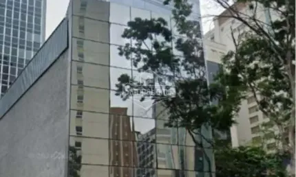 Locado para banco. Oportunidade Única: Imóvel Comercial na Rua da Consolação com renda