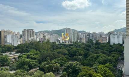 Apartamento FRENTE, SOL DA MANHA, linda vista para o campo de São Bento