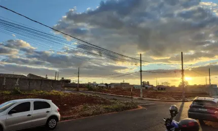 Casa com 2 quartos à venda na Rua Euripedes Carlos Bruneli, 0, Loteamento Monte Hebron, Uberlândia