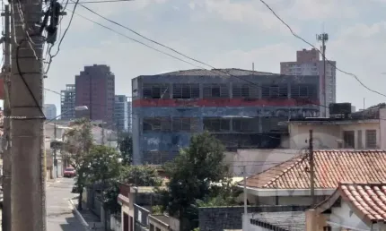 Prédio à venda na Rua Barão do Pirai, Vila Lucia, São Paulo