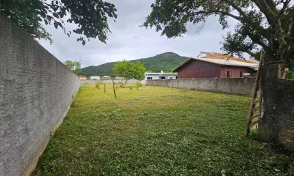 Terreno à venda na Rua Verônica da Silva Martins, Enseada de Brito, Palhoça