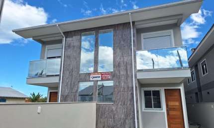 Sobrado à venda no bairro Praia do Sonho - Palhoça/SC