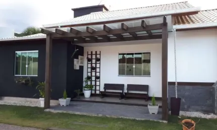 Casa Exclusiva a venda na Enseada de Brito, Palhoça-SC