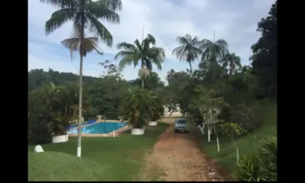 GRANDE OPORTUNIDADE!! VENDO SÍTIO NO BAIRRO DA ÁGUA COMPRIDA