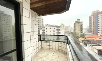 Oportunidade Imperdível! Apartamento Semi-Mobiliado a 400m da Praia