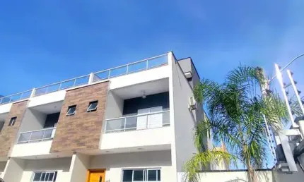 Casa Condomínio vista pro mar, Massaguaçu Caraguatatuba SP