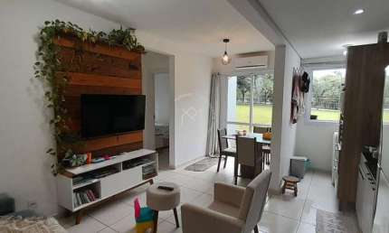 Apartamento aconchegante com 2 dormitórios à venda!