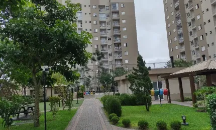 Apartamento 2 quartos com suíte em condomínio Clube